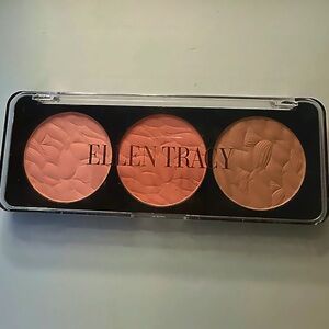 Ellen Tracy high pigmented blush trio
Soft Pink, Coral, and Tan blush